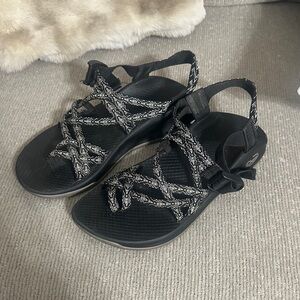Chaco Women's Black and Gray Sandals